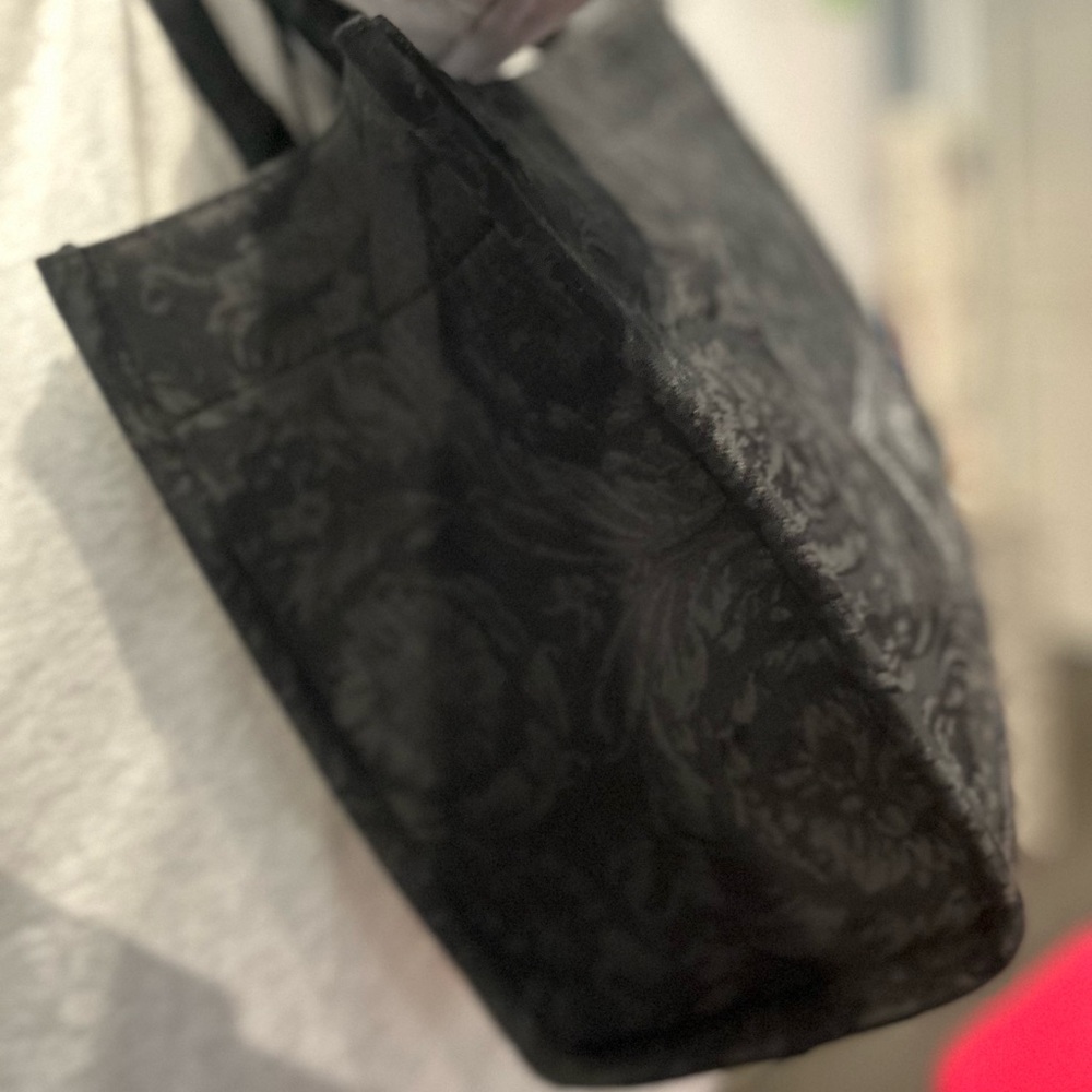 NEW! Versace Barocco Athena Medium Tote Black/Gray - Picture 11 of 12